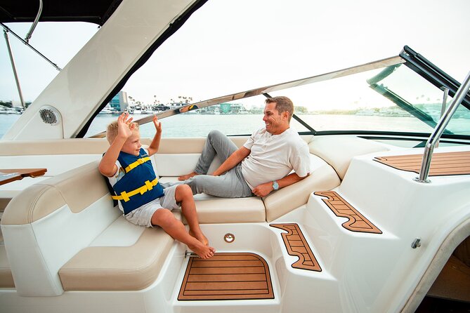 4 Hour Private Luxury Boat Charter in Newport Beach - Emerald Bay - Relaxing Time on the Water