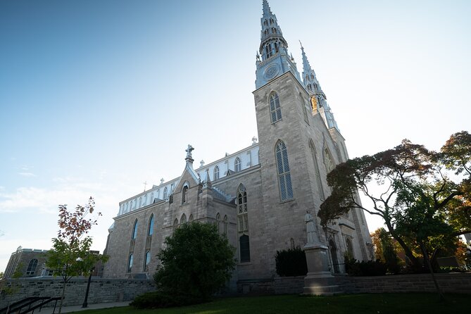 4-Hour Private Tour of Ottawa - Narrated Drive Through Landmarks