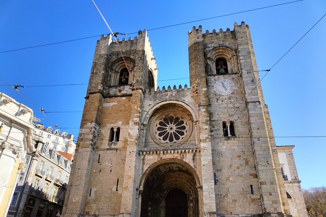 4 Hour Private Tuk Tuk Tour in Lisbon - Tour Highlights