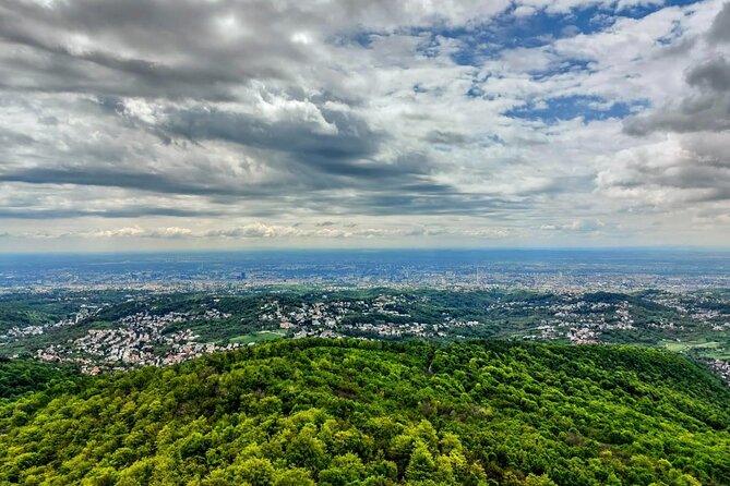 4-Hour Private Zagreb & the Mountain Tour in a Yugo Car - Exploring Lower and Upper Town