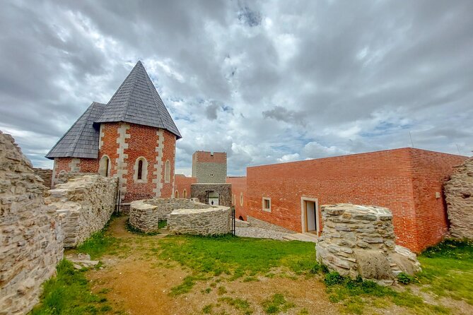 4-Hour Private Zagreb & the Mountain Tour in a Yugo Car - Medvednica Mountain and Sljeme Peak