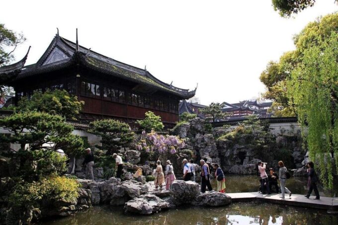 4-Hour Shanghai City Private Tour by German-Speaking Guide - Transportation and Logistics