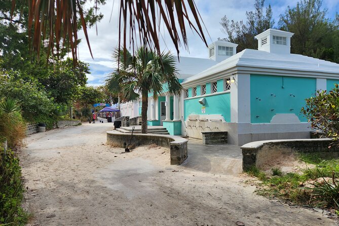 4 Hour Shared Pink Beach Excursion in Bermuda - Historical Insights Shared