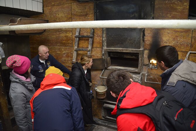 4-Hour Sightseeing Walking Tour With Food Tastings and Craft Experience - Customer Feedback