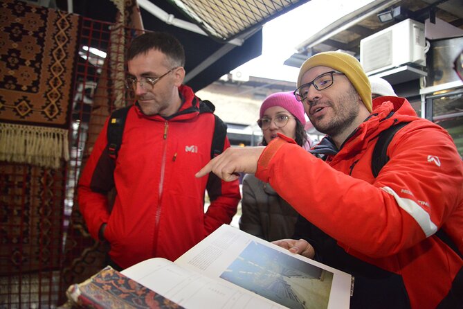 4-Hour Sightseeing Walking Tour With Food Tastings and Craft Experience - Culinary Delights