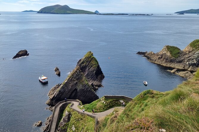 4 Hour Slea Head Drive Tour - Personal Chauffeur Guided Tour - Meeting and Pickup