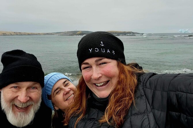 4 Hour St John'S Tour W Come From Away Star (Lunch Included) - Traveler Capacity