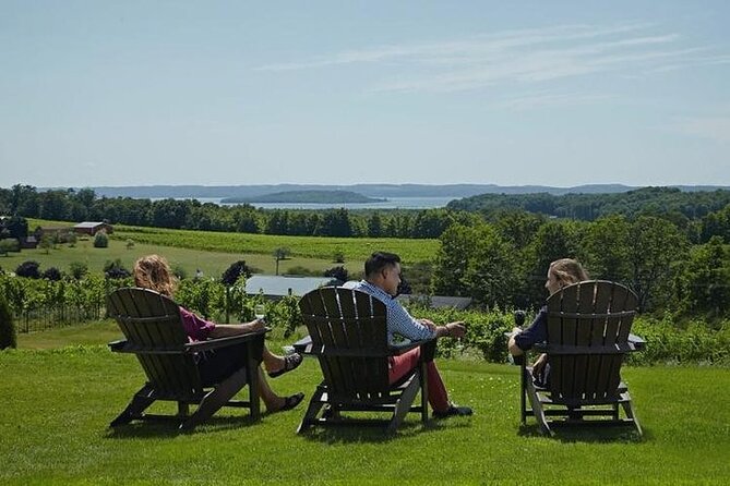 4-Hour Traverse City Sunset Wine Tour: 3 Wineries on Old Mission Peninsula - Meeting and Pickup