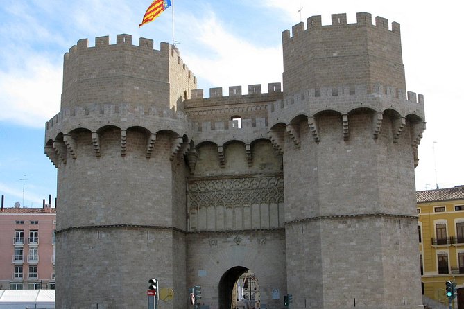 4-Hour Valencia Private Tour With Transport - Getting to the Meeting Point