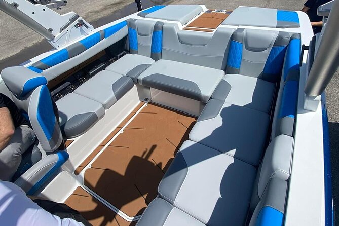 4 Hour Wake Surfing and Wake Boarding Boat Charter on Lake Austin - Safety and Accessibility
