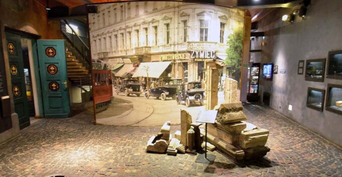 4 Hour: Warsaw Uprising Museum and POLIN Museum/Inc.Pick Up/ - Core Exhibition at POLIN