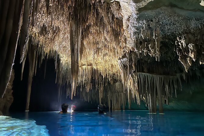 4 Hours Enjoying Unique Aquatic Caves in Mallorca - Activity Overview