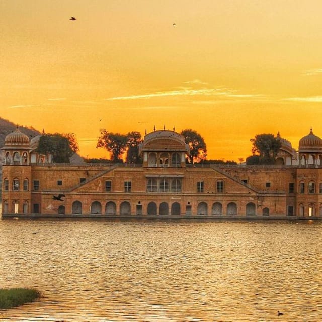 4 Hours Jaipur Amber Fort Light & Sound Show With Dinner - Dinner and Cultural Experience