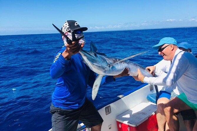 4-Hours of Deep Sea Fishing in Punta Cana - Inclusions and Amenities