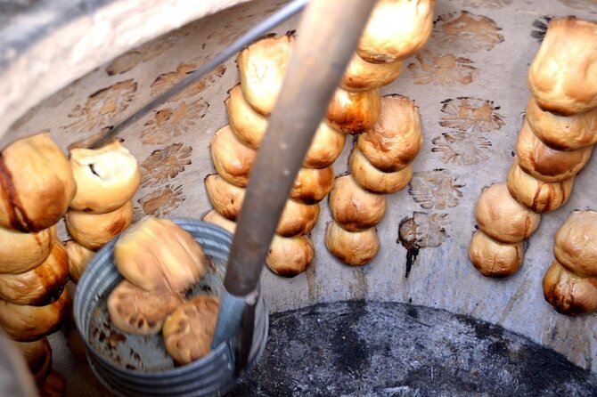4 Hours Private Bishkek Food Tasting Tour - Osh Bazaar Exploration