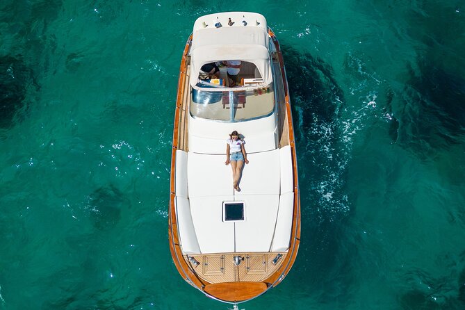 4 Hours Private Boat Tour of Capri - Highlights of the Private Boat Tour