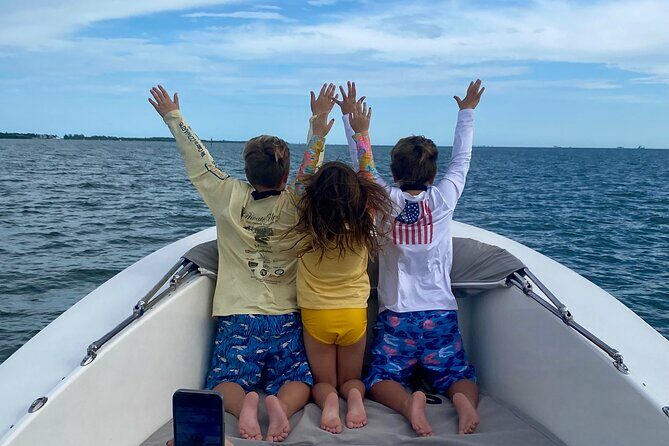 4 hours Private Eco Boat Tour Wildlife and Nature around islands - Key Points