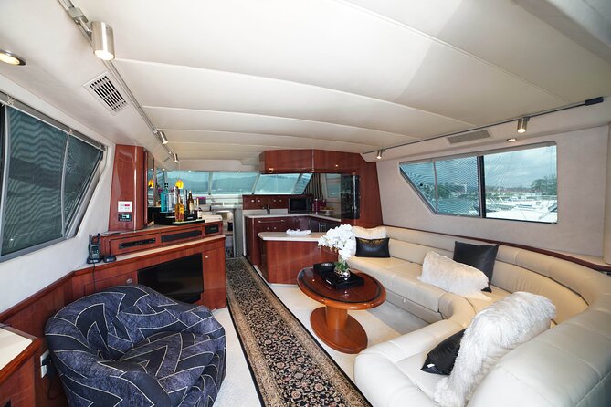 4-Hours Private Luxurious Yacht Snorkelling and Paddle Surf - Meeting Point and End Location
