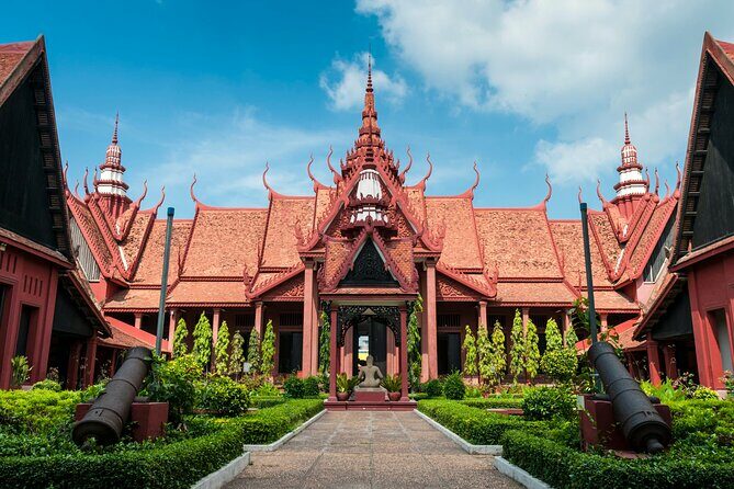 4 Hours Private Phnom Penh National Museum and Royal Palace Tour - Final Thoughts: Is This Tour Right for You?