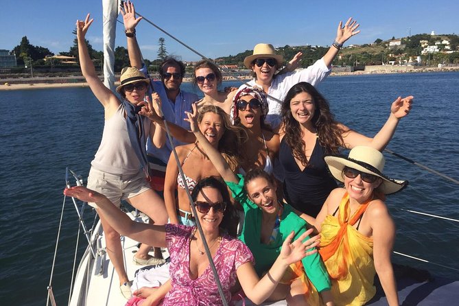 4 Hours Private Sailing Trip to Oeiras Beach - Sailing to Oeiras Bay