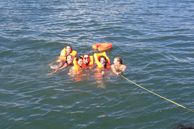 4 Hours Private Sailing Trip to Oeiras Beach - Exploring Oeiras Marina