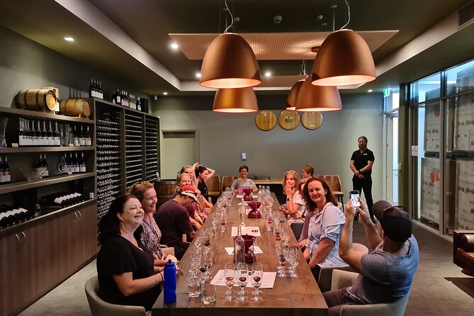 4 Hours Swan Valley Kayak, Wine & Dine Experience - Relax in Mandoon Gardens
