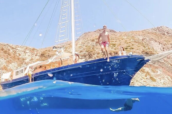 4 Hours Swimming Cruise on Athens Little Islands - Indulging in Delectable Cuisine