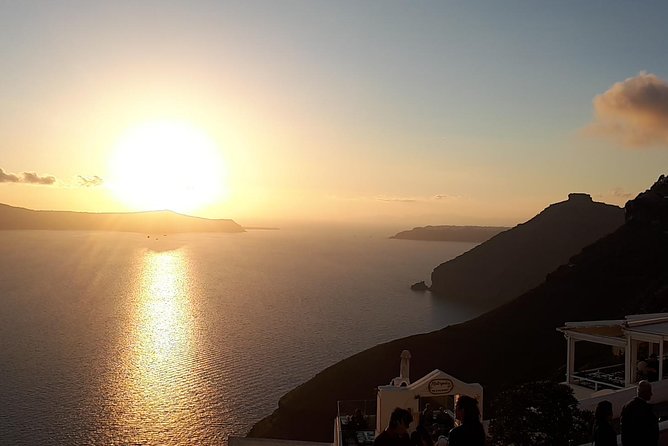 4 Hours Tailor Made Tour in Santorini - Booking Information