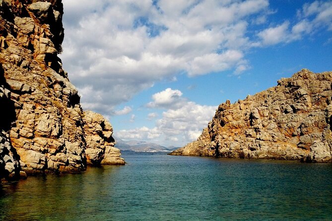 4 Hours VIP Private Cruise With 9-Meter Luxury Inflatable Boat With Skipper - Since You Asked