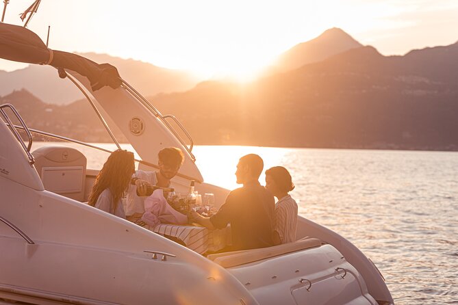 4 Hours Yacht Private Tour - Enjoy Prosecco and Snacks
