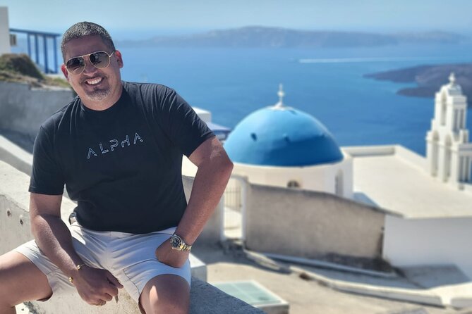 4 Hrs Island Tour and Photos, Oia and Blue Domes, Red Beach - Accessibility and Tips