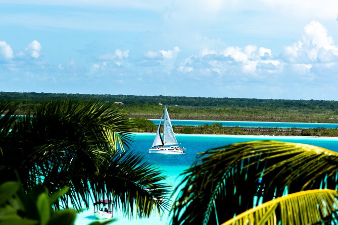 4 Hrs Private Catamaran With Drinks Included - Stunning Bacalar Lagoon