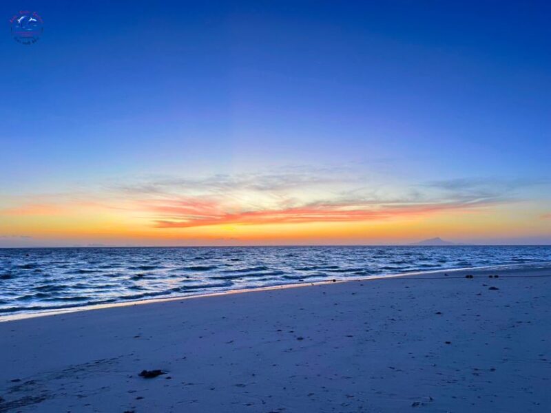 4 Island Sunrise Private Luxury Vintage Boat - Included Amenities