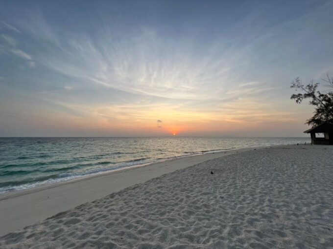 4 Island Sunrise Private Luxury Vintage Boat - Cancellation Policy