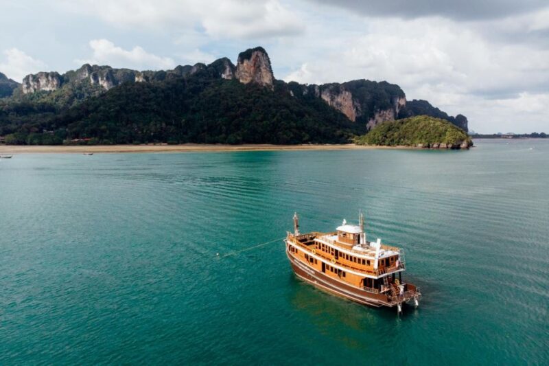 4 Island& Sunset By Cruis Dinner M/Y Lalida Cruise - Inclusions and Amenities