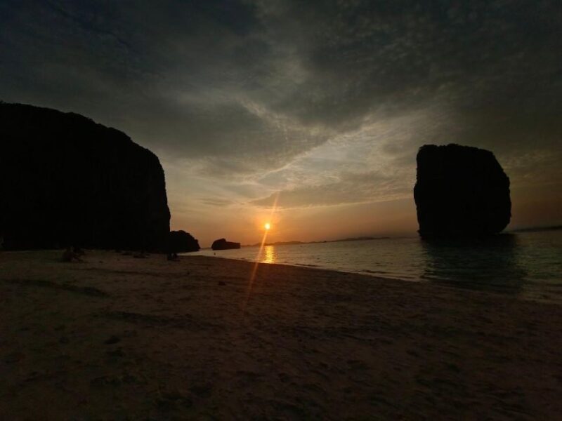 4 Island Sunset Private Luxury Vintage Boat - Included Amenities