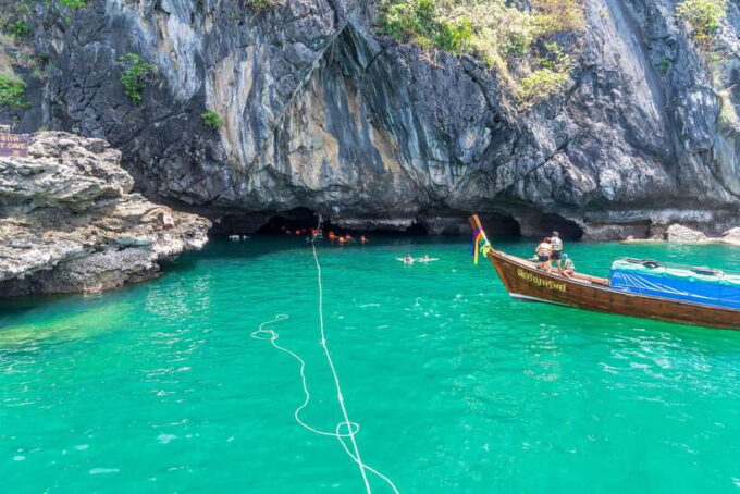 4-Island Tour From Koh Lanta to Koh Kradan With Beach Lunch - Exploring the Islands