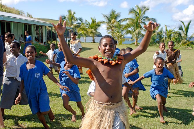 4-Night Yasawa Islands Fiji Cruise Including Accommodation and Meals - Onboard Amenities and Facilities