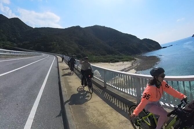 4-Person Group Tour: Kerama Blue Cycling in Aka Island - Group Size and Accessibility