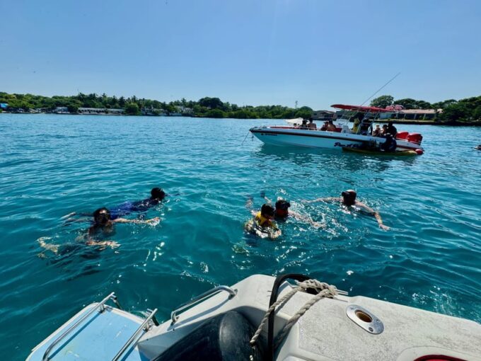 4 Rosario Islands + Snorkeling + Cholon (party Island) - Cholon and Playa Blanca