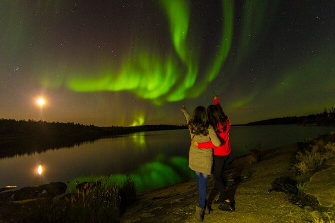 4- to 6-Hour Northern Lights Tour From Yellowknife - Availability and Duration