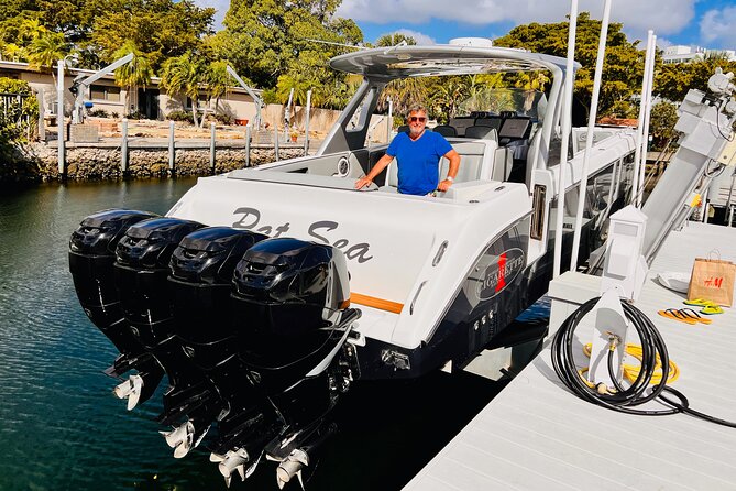 42ft Cigarette Yacht Rental in Miami All Inclusive - Key Points