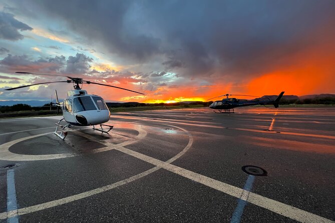 45 Mile EPIC Heli Tour Through Canyons Viewing Ancient Ruins+More - Key Points