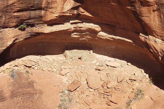 45 Mile EPIC Heli Tour Through Canyons Viewing Ancient Ruins+More - Noise-Reducing Headsets and Air-Conditioned Comfort