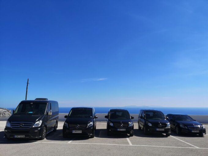 4,5h Private Santorini Panorama Perfect for Shore Excursion - Pickup and Drop-off