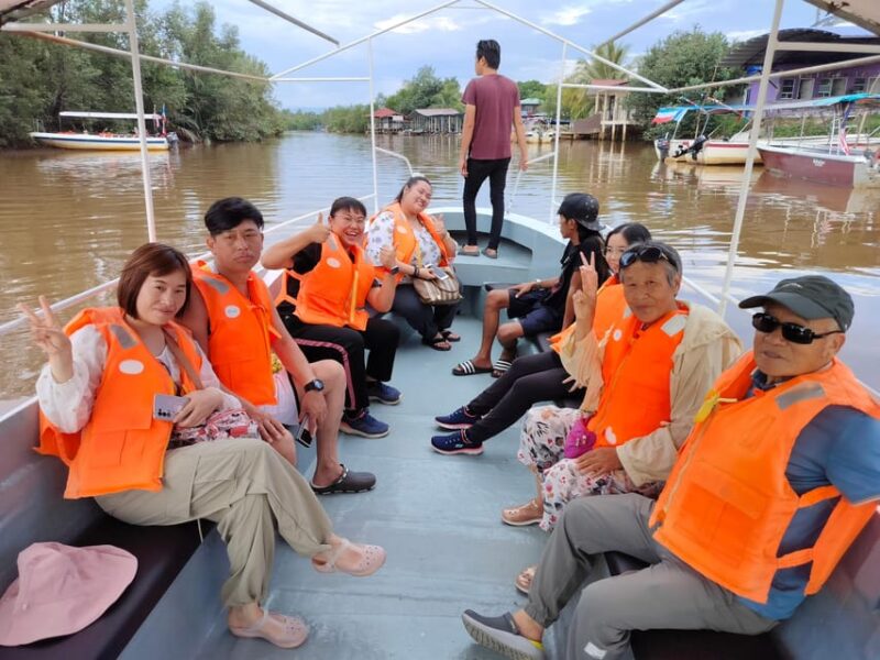 4D3N Ming Greenage Suite + Bongawan Shared Tour - Leisure Days