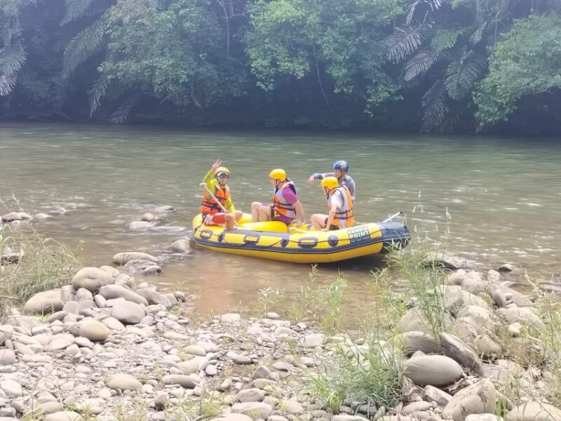 4D3N Ming Greenage Suite & Water Rafting Shared Tour - Accommodation and Arrival