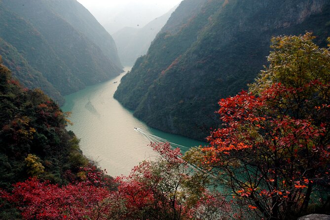 4D3N Yangtze River Tour: Chongqing to Yichang by Victoria Sabrina - Pricing and Booking Information