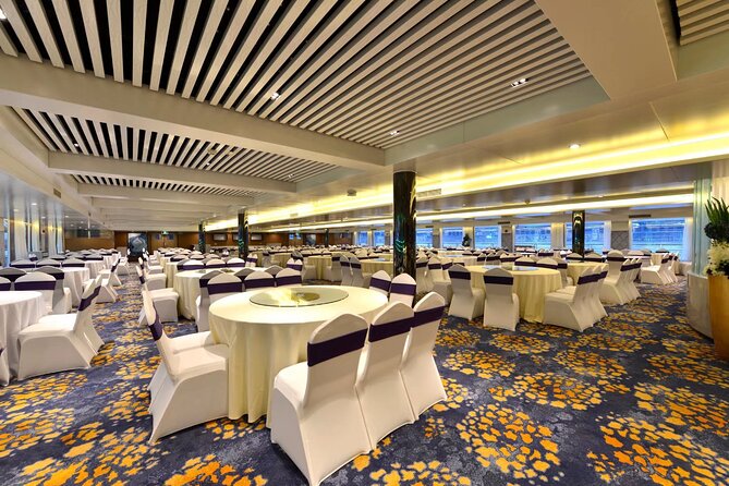 4D3N Yangtze River Tour: Chongqing to Yichang by Victoria Sabrina - Vessel and Amenities
