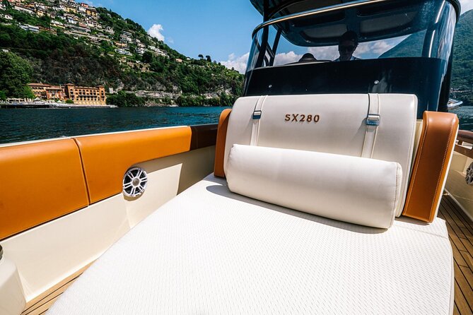 4H Private Cruise Lake Como Tender Yacht Invictus 9 Pax - Exploring Lake Como